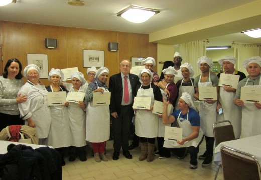 Miguel Lorenzo clausura o curso de ‘Elaboracións básicas e elementais de cociña’