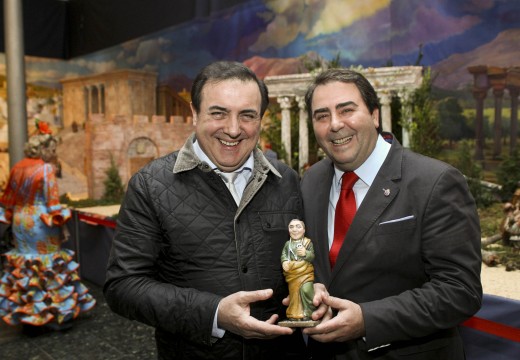 O alcalde da Coruña, Carlos Negreira, participou na inauguración do Belén Municipal