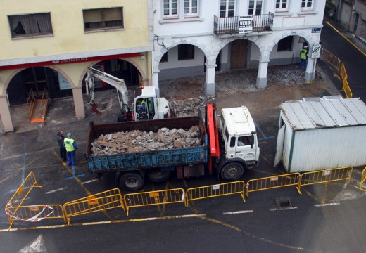 O Concello de Ordes procede co arranxo e mellora da rúa Parque  Municipal