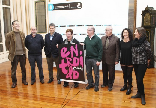 A tradición choqueira, as actividades infantís, a gastronomía e os concursos de disfraces protagonizan o Entroido 2015