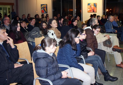 Preto dun cento de persoas acudiron ao concerto do profesorado da Aula de Música de Oroso