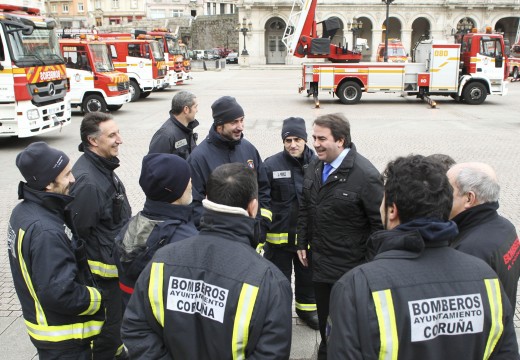 Negreira destaca o investimento realizado para converter o parque de bombeiros da Coruña nun dos máis modernos de España