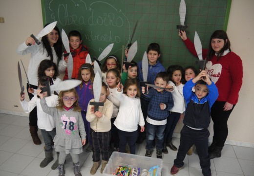 Os máis pequenos de Val do Dubra atopan o tesouro no obradoiro do entroido