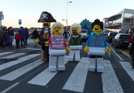 Gañadores do concurso de disfraces na Pobra do Caramiñal.