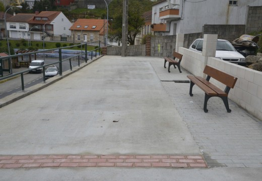 Concluiron as obras de pavimentación e renovación de servizos na rúa Dos Remedios