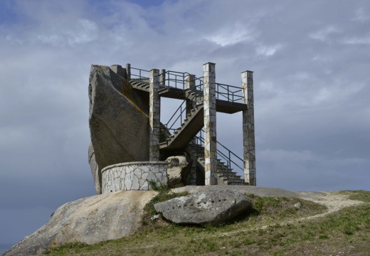 O Concello activa unha actuación para acondicionar o Miradoiro de Pedra da Ra