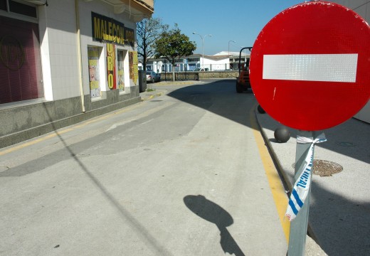 Luz verde á dotación dunha beirarrúa no tramo da rúa Canarias fronte ao novo mercado para mellorar a seguridade viaria