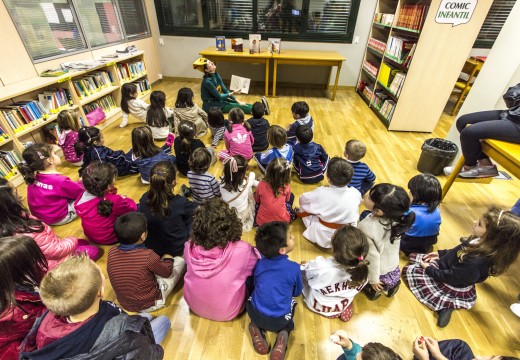 ‘A viaxe de Marquiños o inseguro’, nas Tardes de contos e lendas da biblioteca de Ordes