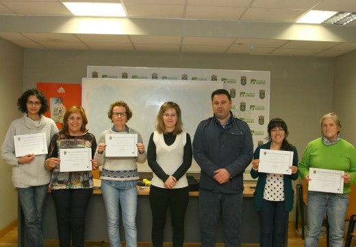 Roberto Rey clausura o curso preparatorio de lingua galega organizado polo SNL da Mancomunidade de Ordes