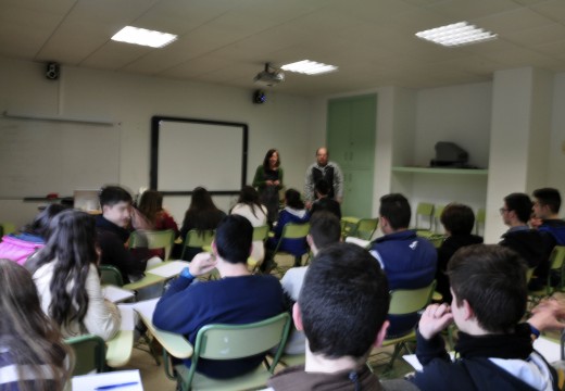 O alumnado da ESO do CPI Ponte Carreira participa esta semana nunhas charlas sobre habilidades sociais e educación emocional