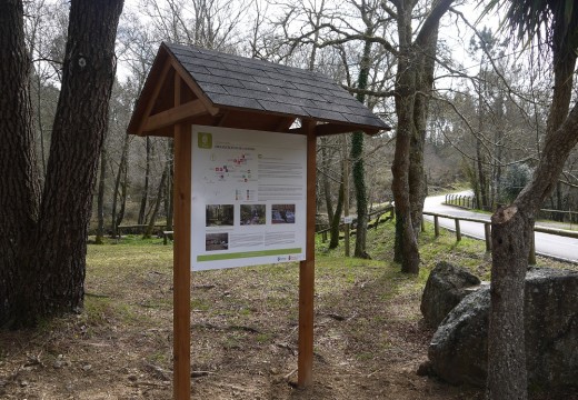 Touro sinaliza con paneis informativos e sinais de direccións os lugares de interese natural e paisaxístico do Concello