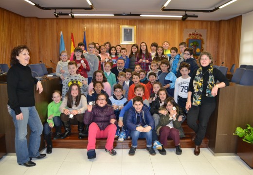 Preto de 50 escolares do CEIP Portofaro do Temple participan nun pleno infantil