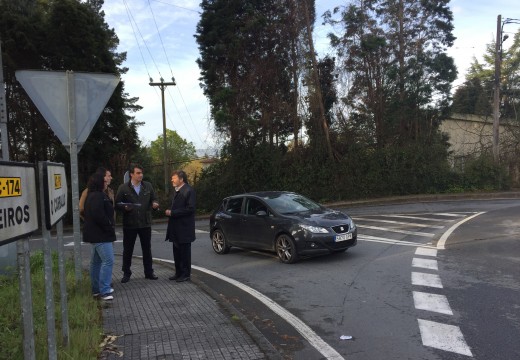 O delegado territorial da Xunta na Coruña, Diego Calvo, visitou as estradas do Concello de Oleiros incluídas neste contrato de melloras de seguridade viaria