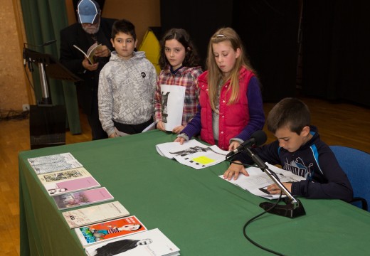 A Biblioteca municipal de San Sadurniño estrea a semana dos libros cun maratón de lectura