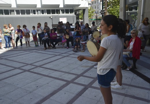 Ensaio de Bailadela na praza Pablo Neruda