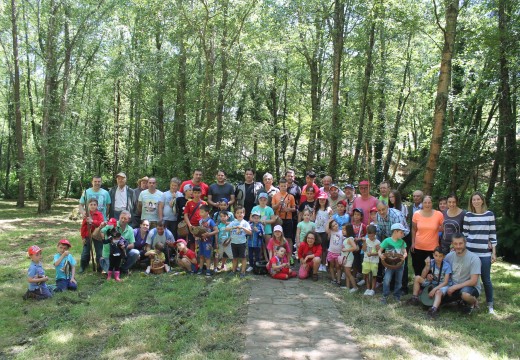 O XIII campionato municipal de pesca infantil do Concello de Frades duplica a súa participación