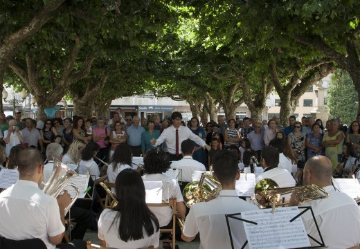 O Concello de Ordes adícalle a última xornada das festas patronais aos seus emigrantes