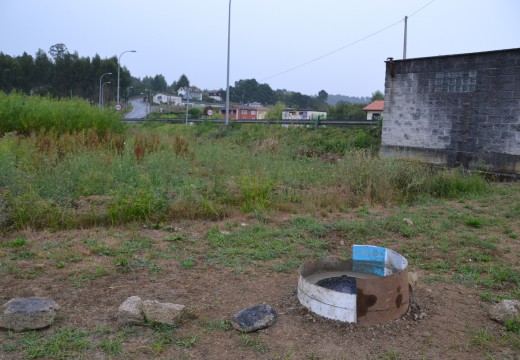 O Concello realiza unha actuación en Cela para evitar as filtracións na rede de saneamento en época de choivas