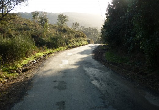 Adxudicada a mellora do firme do vial entre Líxó e os Muíños na parroquia de Oleiros