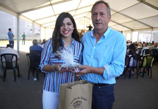 Tania Penas, Medalla de Ouro na Olimpiada Nacional de Bioloxía, e natural de Bendaña (Concello de Touro): “O talento tamén existe nos xóvenes que viven e estudan no rural”