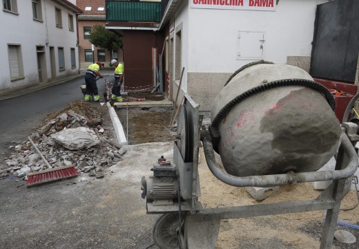 O Concello de Touro afronta obras para mellorar a accesibilidade en Fonte Díaz