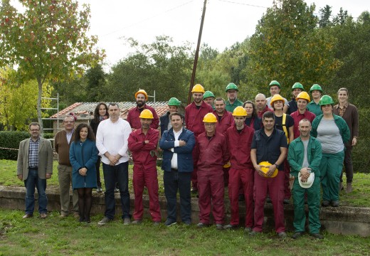 José Luis Martínez Sanjurjo e Roberto Rey visitan o obradoiro de emprego Ordes-Frades