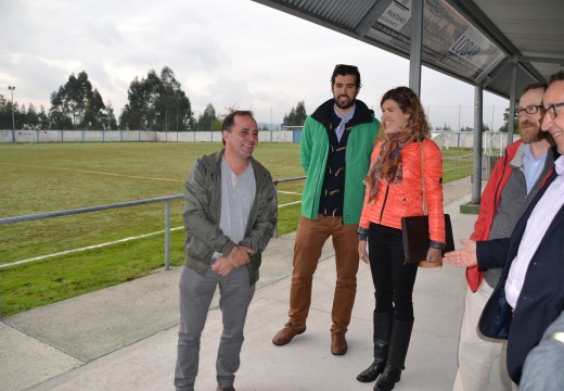 Comezan as obras do novo campo de fútbol de Os Piñeirais de Brexo Lema