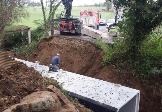 Avanza a bo ritmo a reconstrución de 3 pontes caídas en Frades nos temporais do pasado inverno, nos que Medio Rural inviste 120.000 €