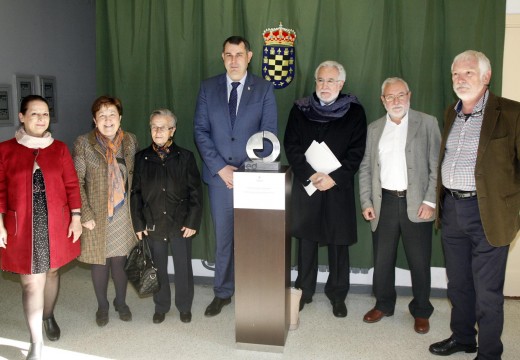 O presidente do Parlamento de Galicia asiste á estrea en Ordes do documental ‘Isabel Zendal, la enfermera que cambió el rumbo del mundo’