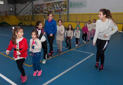 Comeza en San Sadurniño o Nadal Deportivo