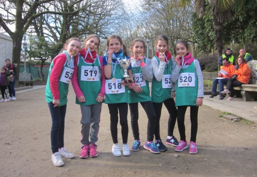 O equipo alevín feminino de Campo a Través do CEIP Castelao clasifícase para o Campionato Provincial