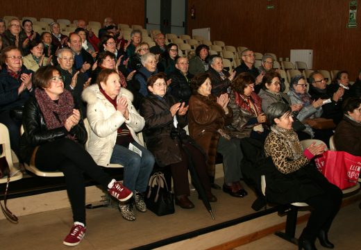 Charla sobre o cancro de pulmón organizada pola AECC