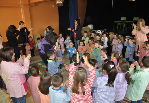 Lousame porá en marcha “Espazos de Familia”, un programa para a formación de pais e nais sobre a primeira infancia