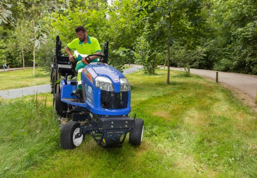 San Sadurniño licita os contratos de limpeza de edificios e de conservación de espazos verdes