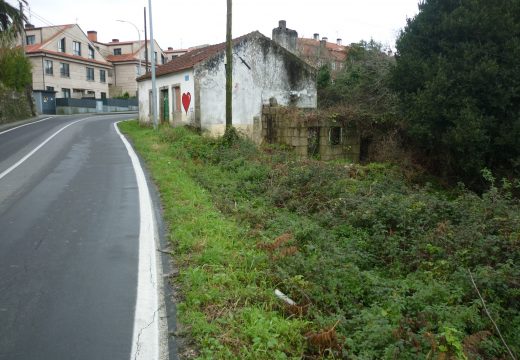 Adxudicación provisional dun novo tramo de beirarrúas de 230 metros de longo na rúa Alcalde Fernández Bermúdez de Riveira