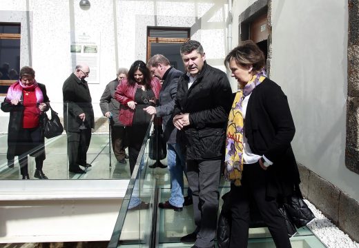 As cigarreiras volven á Fábrica de Tabacos para ser as primeiras en descubrir a rehabilitación do edificio da palloza