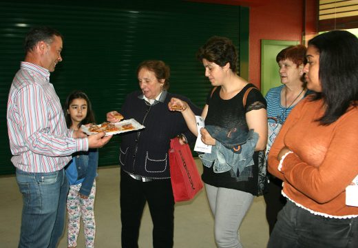 Showcooking na Praza de Abastos de Ordes da man de Jenaro Fieira para celebrar o Día do mercado