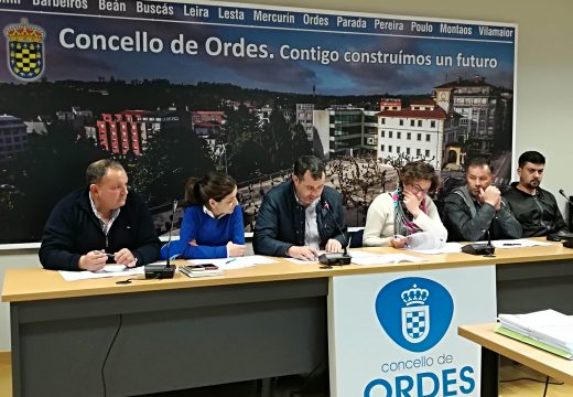 Alejandro Manteiga toma posesión como novo concelleiro da Corporación ordense