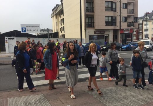 Os alumnos de O  Graxal estrean  a súa senda escolar segura