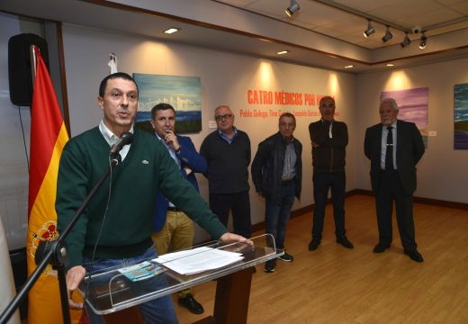 Un total de 34 pinturas conforman a exposición “Catro médicos por Riveira”