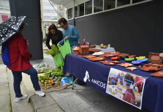 Taller de expresións das emocións e mercado de produtos pola asociación Amicos no Xuño da Cultura e as Artes