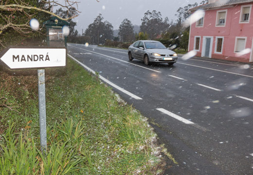 A neve déixase ver en San Sadurniño e marcha case sen deixar rastro