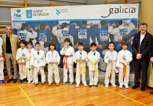 Ovidio Rodeiro entregou na Coruña as medallas aos máis de 1.300 xóvenes deportistas que participaron no “Xogajudo”