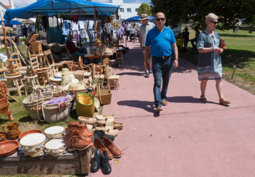 44 postos admitidos para o mercado do domingo en San Sadurniño