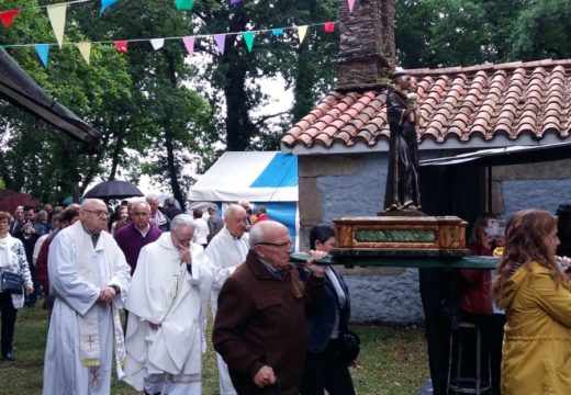 Guindibó honra a Santo Antonio