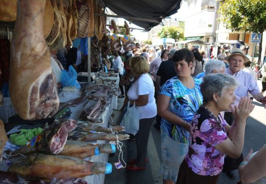 Touro celebra o próximo domingo, 5 de agosto, a súa tradicional ‘Feira dos Emigrantes’