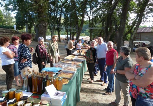 Gran éxito de participación na primeira edición da Feira Labrega de Brión