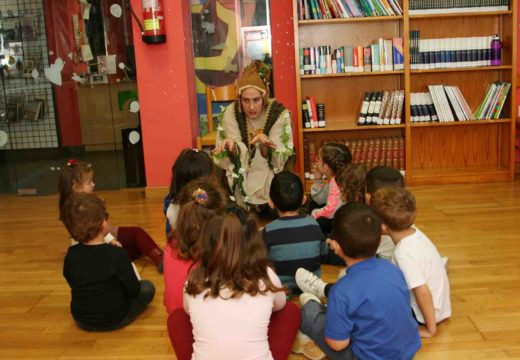 Contacontos para celebrar o Día da Biblioteca