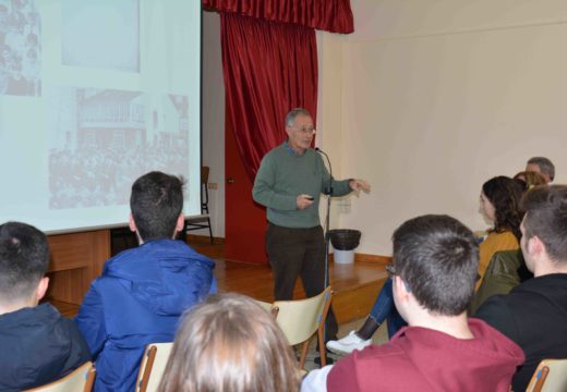 Charla do profesor Carracedo no IES Nº 1 de Ordes