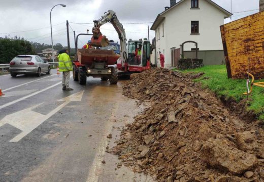 Avanzan a bo ritmo as obras do saneamento de Abade